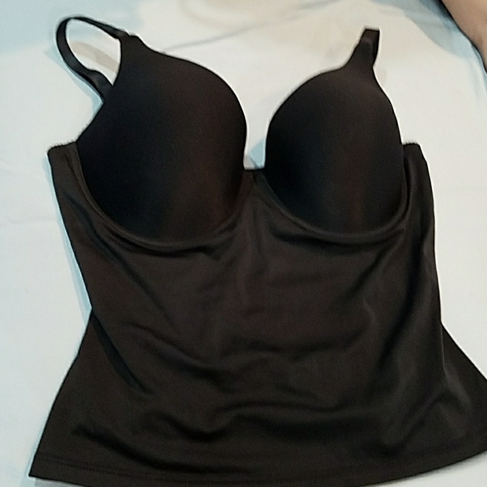 Black tank underwire shaped cup bandeau